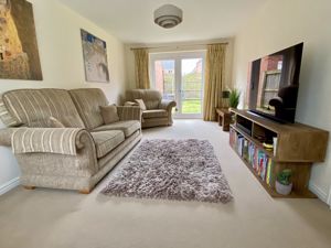 Lounge- click for photo gallery